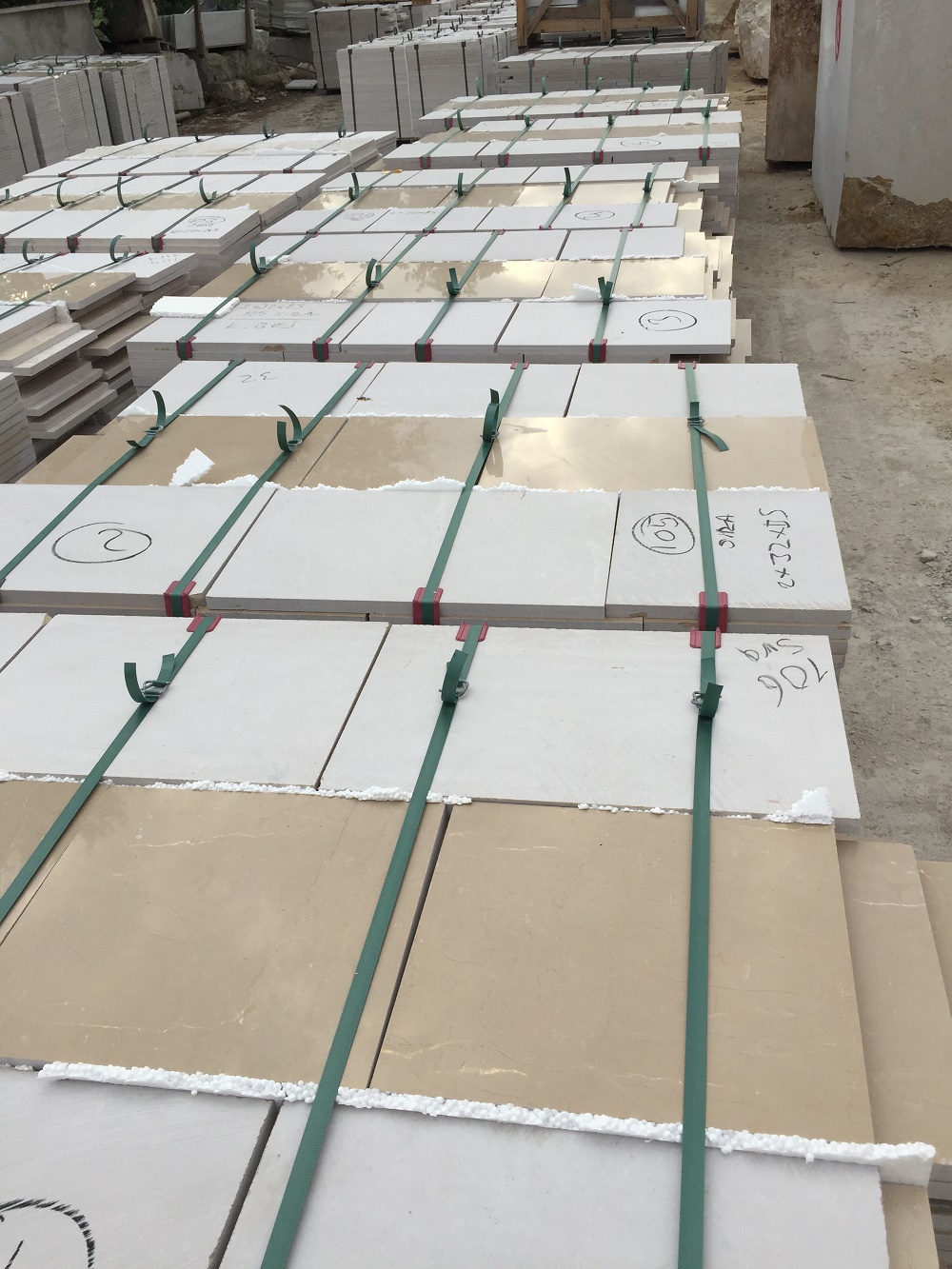 Bursa Dark Beige Marble